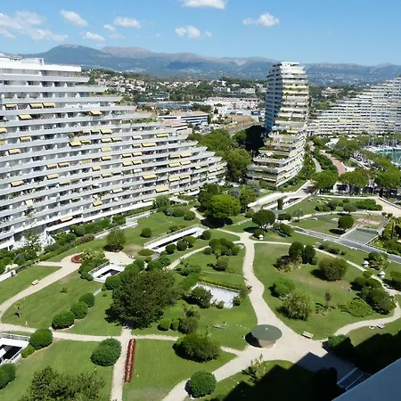 Marina Riviera Sea View And Appartement